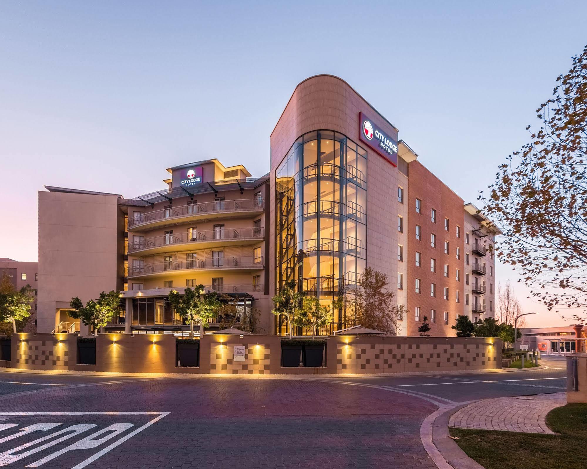 City Lodge Hotel Lynnwood Pretoria Exterior photo