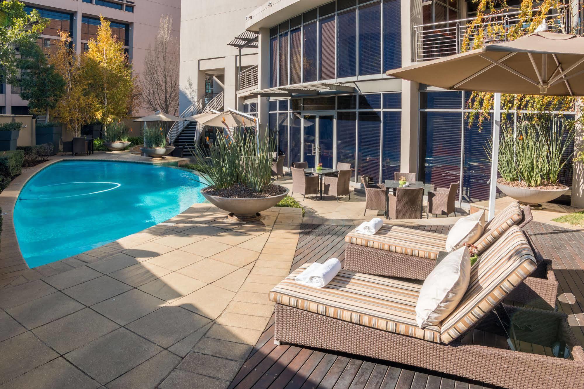 City Lodge Hotel Lynnwood Pretoria Exterior photo